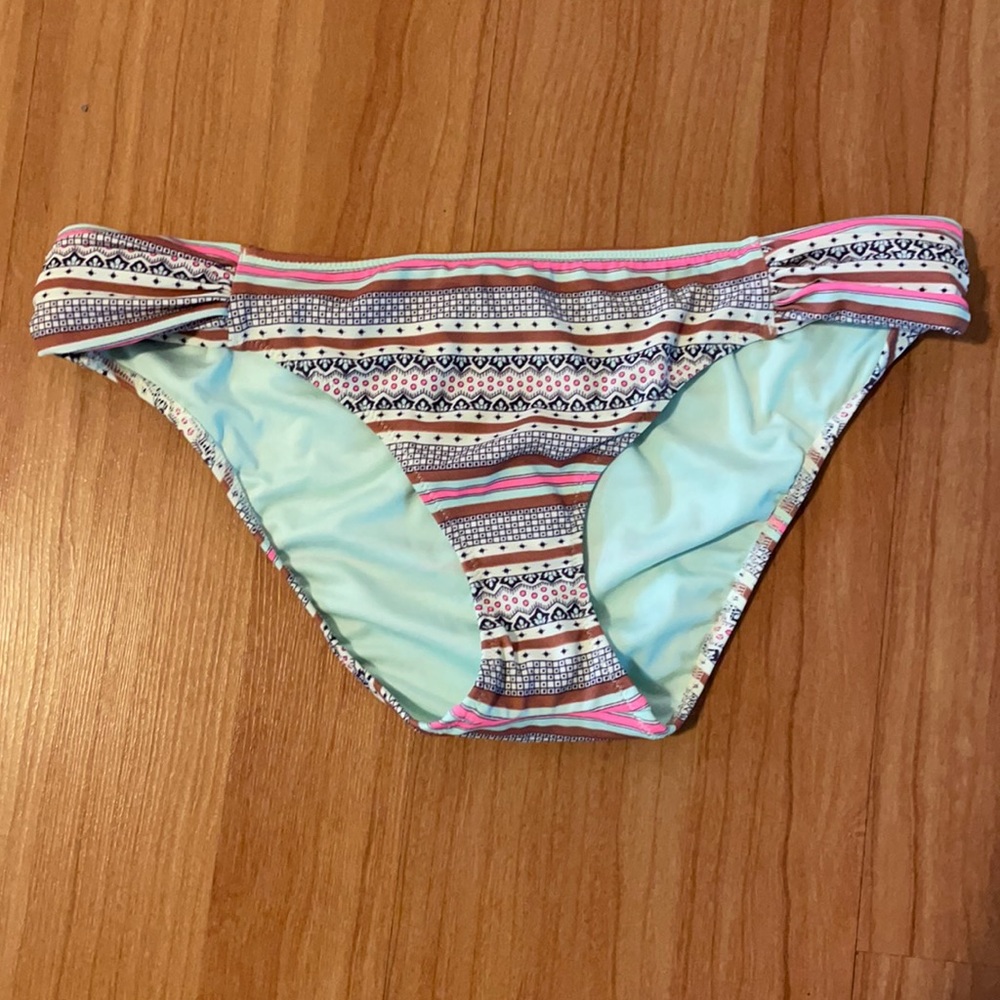 VS Bikini Bottom